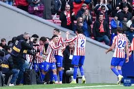 2025 赛季：中信兄弟队主力二垒手岳东华由于在台湾大赛的拼劲，获颁队内年度斗志奖